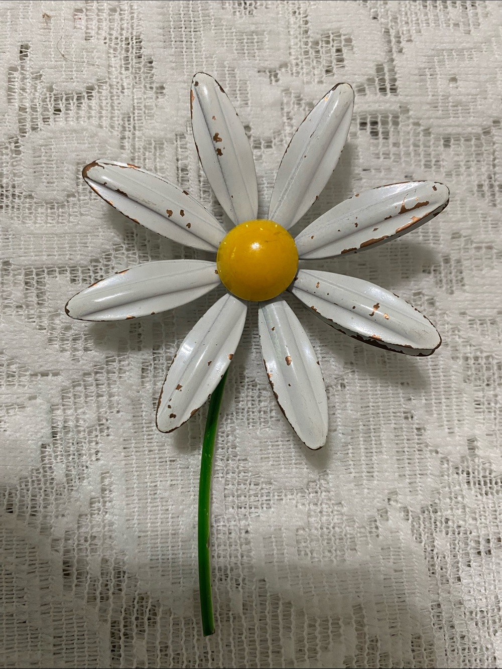 Vintage Daisy Pin